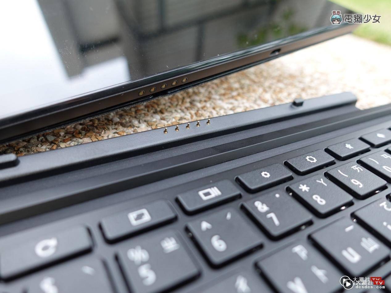 开箱｜ASUS Chromebook Detatchable CM3 (CM3000) 小巧机身但有长续航，居家工作及娱乐良伴就是它！